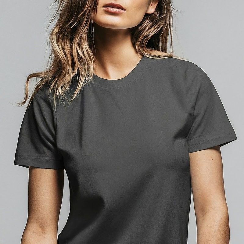 Camisetas de mulher customizadas com bordados 260 Gsm para uso casual diário