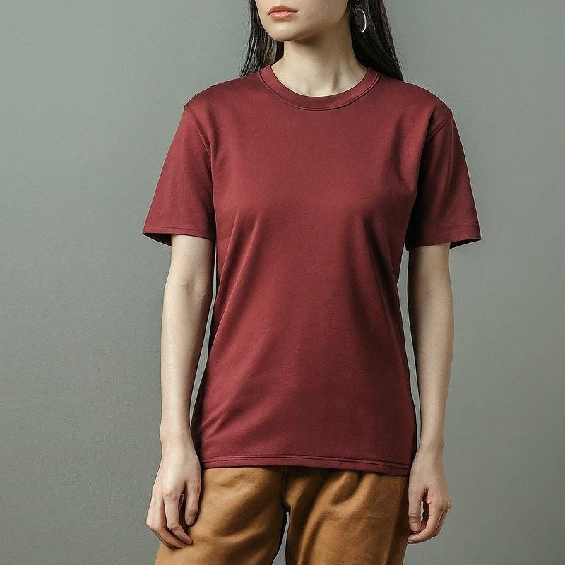 T-shirts de algodão simples para mulheres Anti-piling 170-210 gramas com manga curta