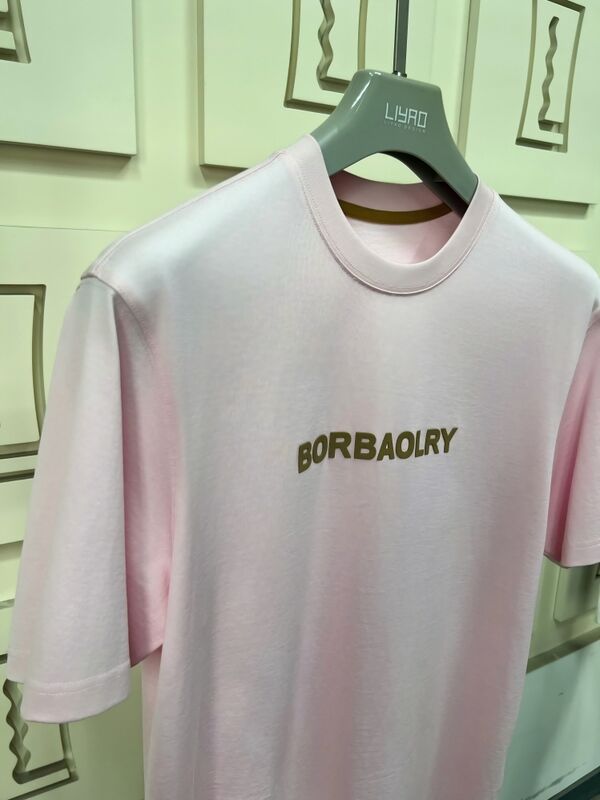 T-shirt de manga curta de alta qualidade para homens com logotipo personalizado impresso usando tecnologia DTG