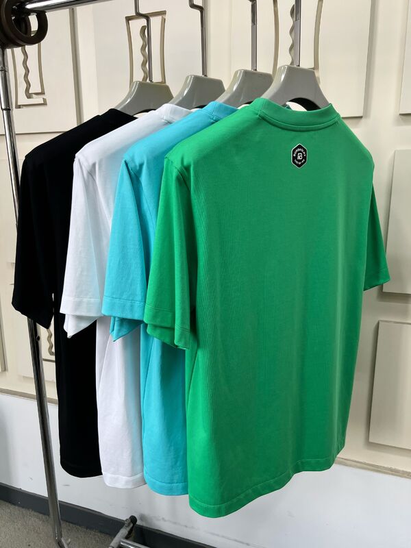 T-shirts com manga curta, t-shirts com bordados e impressão gráfica, t-shirts multi-color, t-shirt 100% algodão