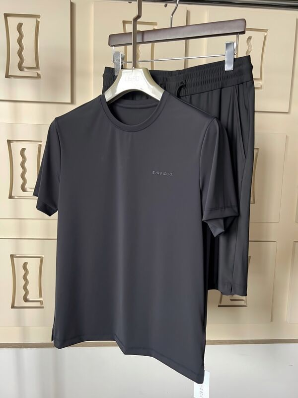 Shorts de Corrida Fitness Masculino de Alta Qualidade, Material Respirável de Secagem Rápida, Comprimento no Joelho, Bolso Traseiro de Verão, Design Liso